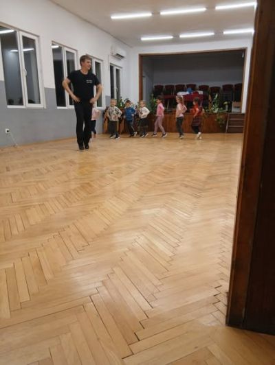 Открит урок по народни танци  2